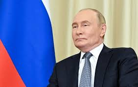 Putin e la risposta ai super missili di Biden: il mondo trattiene il respiro